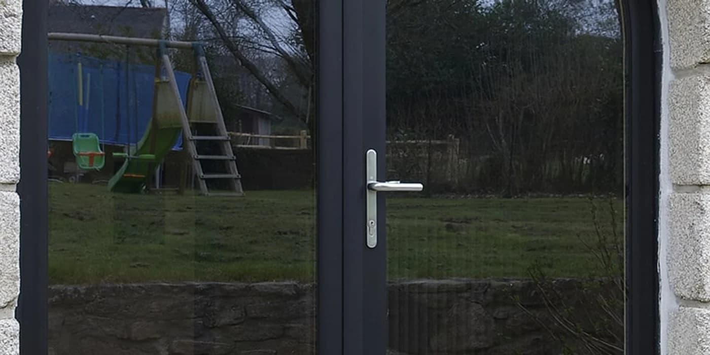 Isolation d’une porte-fenêtre : comment obtenir de bonnes performances ? KparK