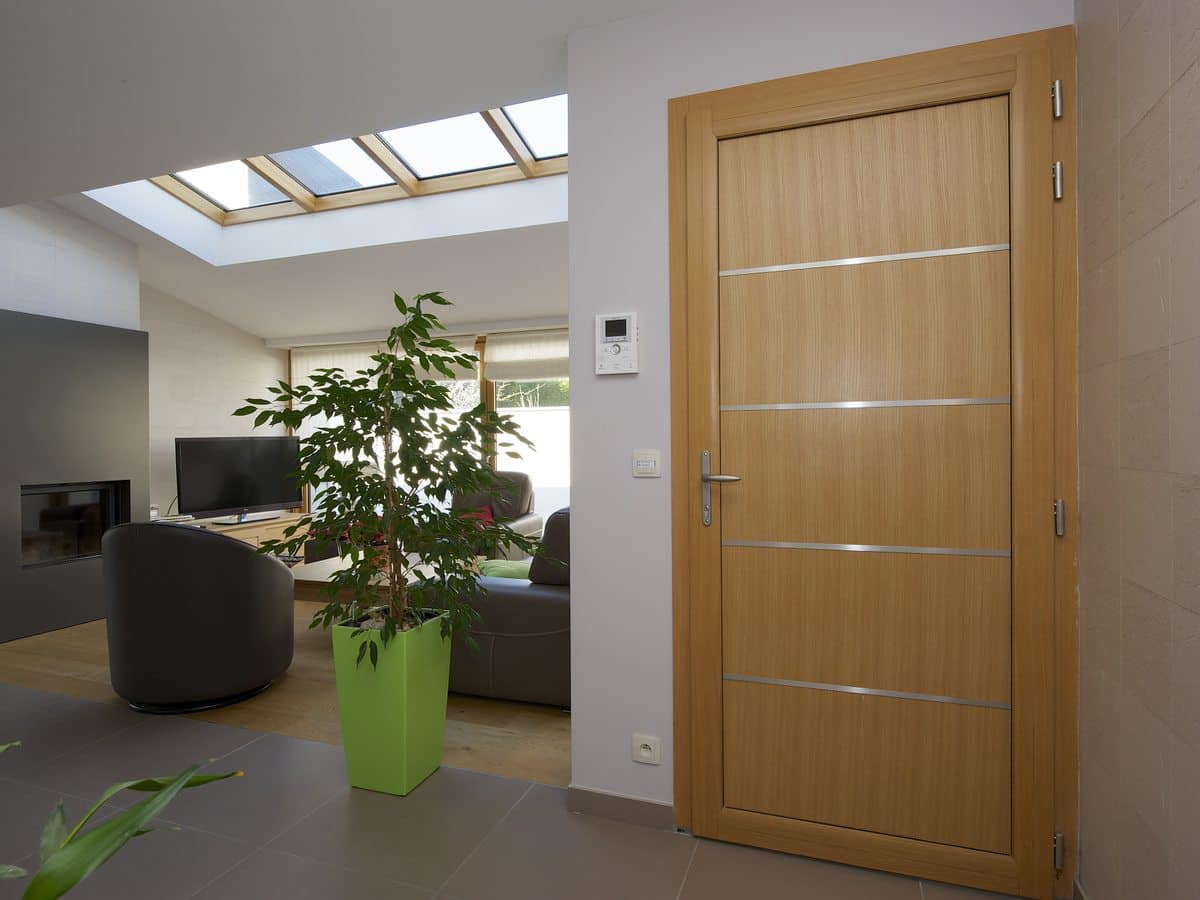 Porte d'entrée bois-aluminium Karat monobloc, intérieur chêne KparK