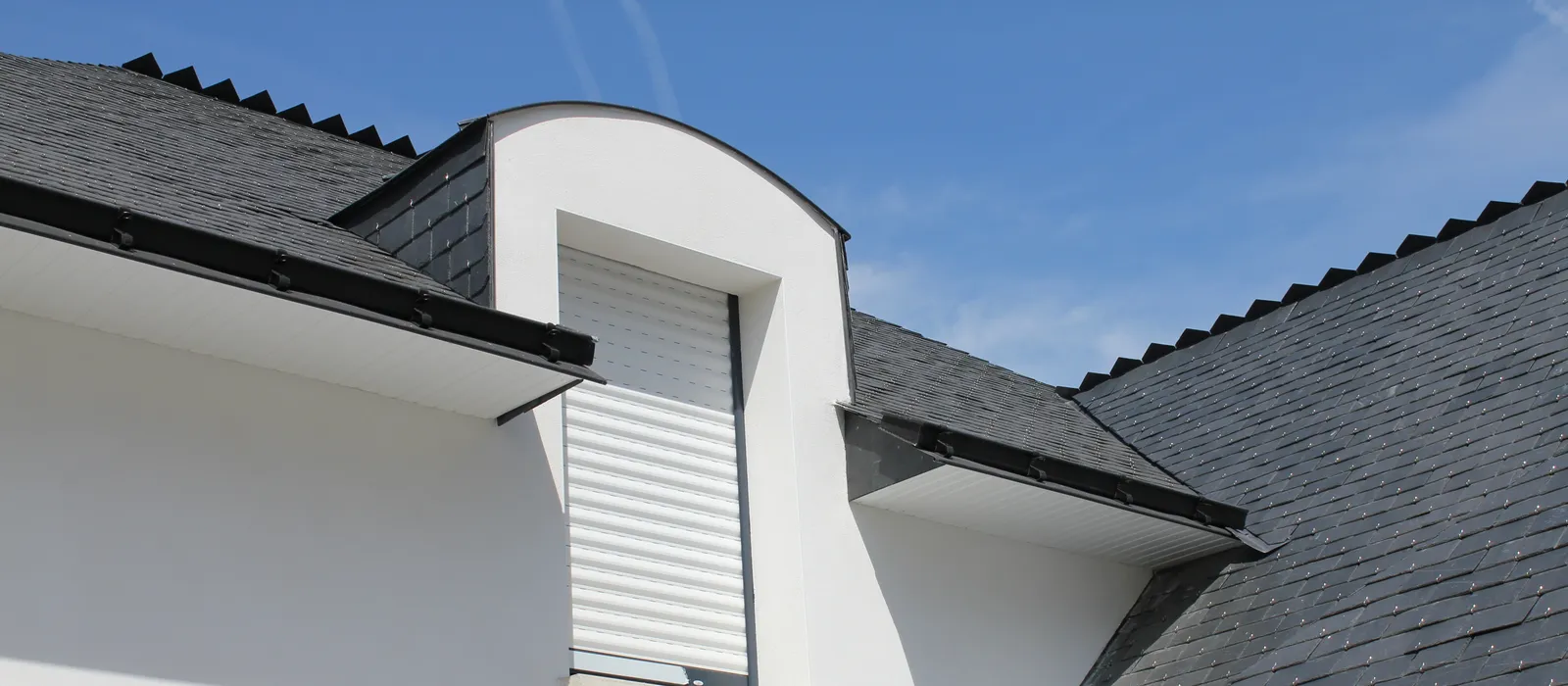 Volet roulant en façade