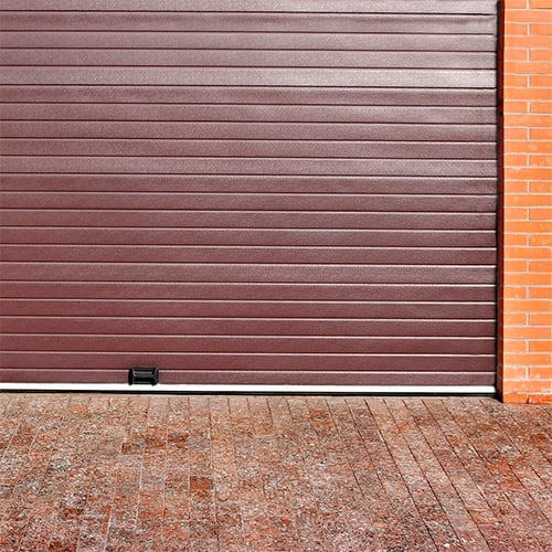 Porte de garage enroulable sur mesure marron