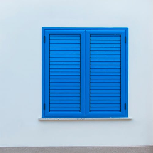 Volet battant alu bleu