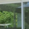 Image d&#039;une porte-fenêtre d&#039;une maison posé par un professionnel KparK